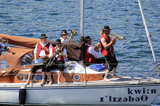 曼联对非洲杯征召的立场：伯恩茅斯之战的困惑与挑战